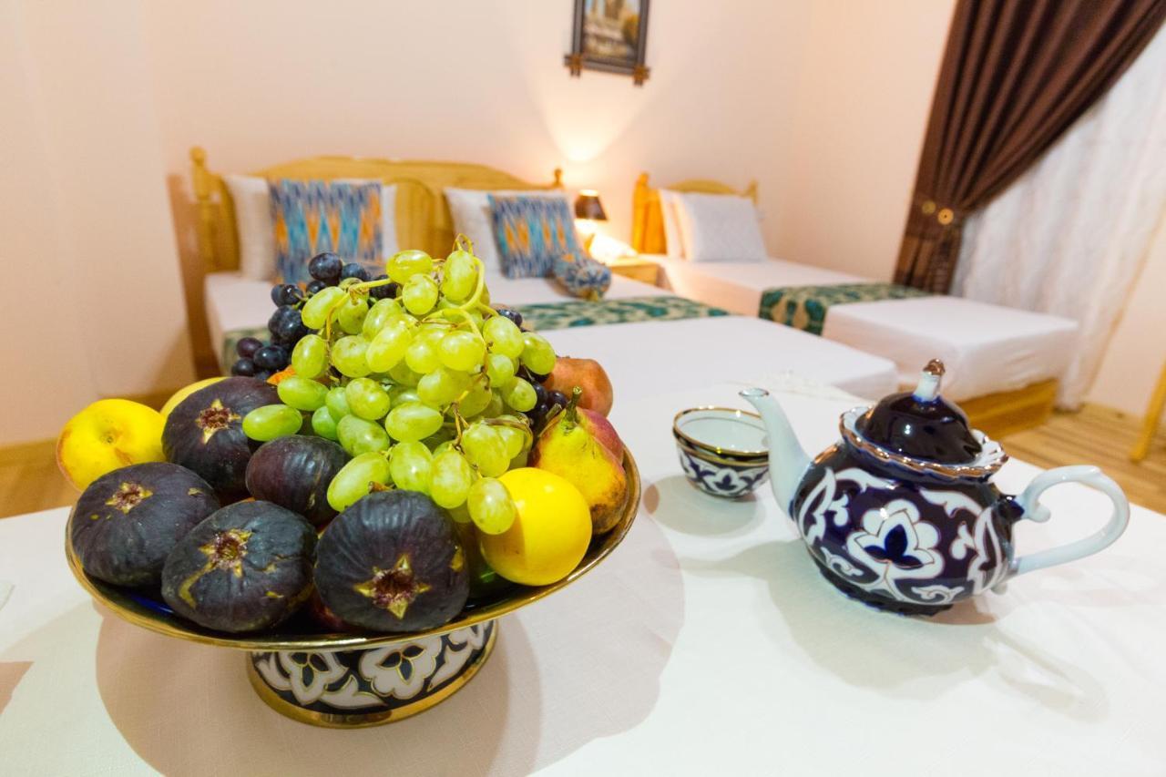 Hotel Shohrud بخارى المظهر الخارجي الصورة